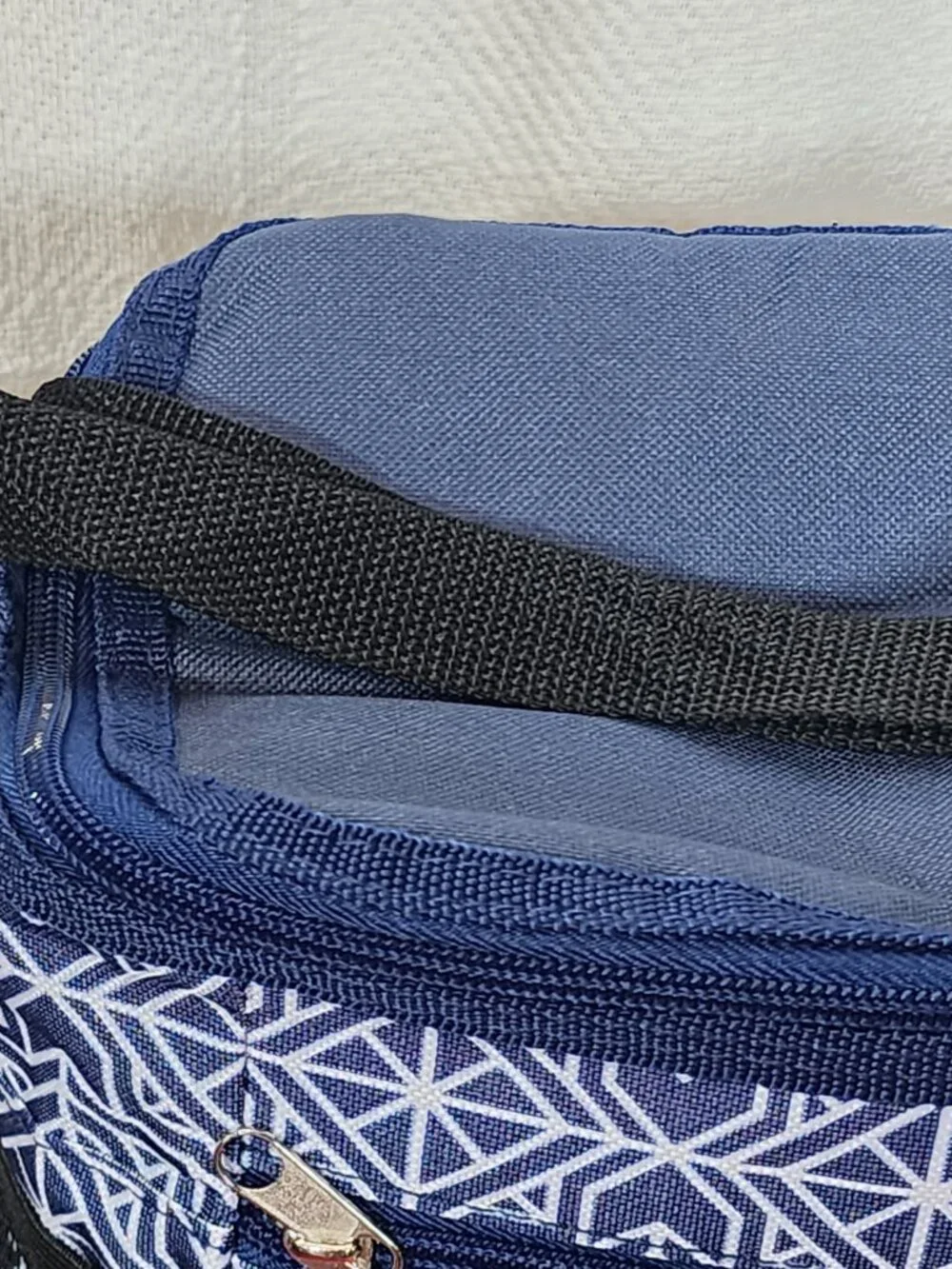 True Living Outdoors Blue White Triangle Pattern 12 Can Soft Side Carry Cooler